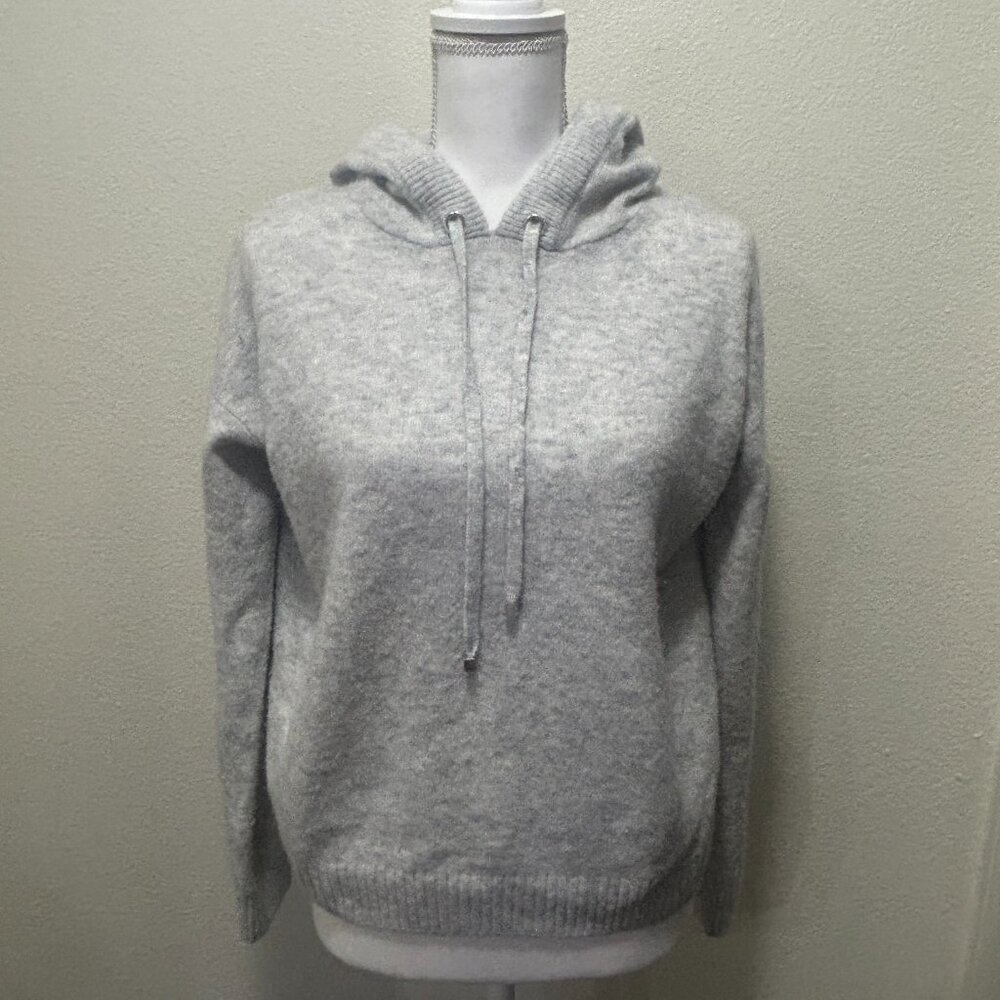 Vince Camuto light gray sweater hoodie, ladie's small